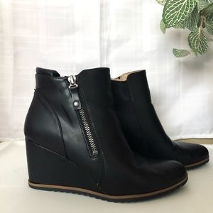 SOUL Naturalizer Wedge Booties